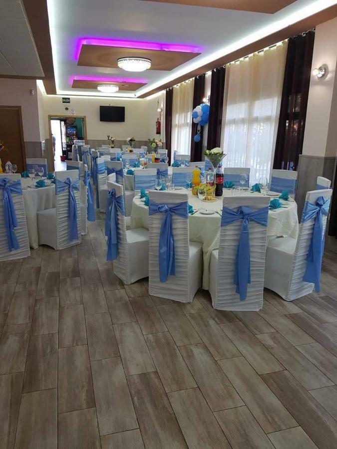 Hostal La Pared Torres de la Alameda Εξωτερικό φωτογραφία